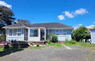 48 Williams Crescent , Otara