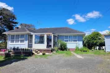 48 Williams Crescent , Otara