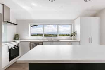 14 Anglers Way, Omokoroa