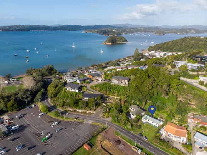 24 School Road, Paihia