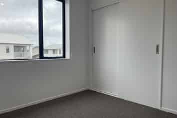 110/28c Eileen Newey Place, Henderson