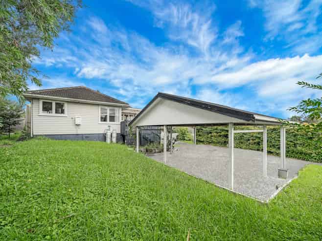 104 Webster Avenue, Mount Roskill