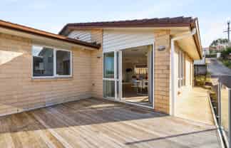 19B Te Atatu Road, TE ATATU SOUTH