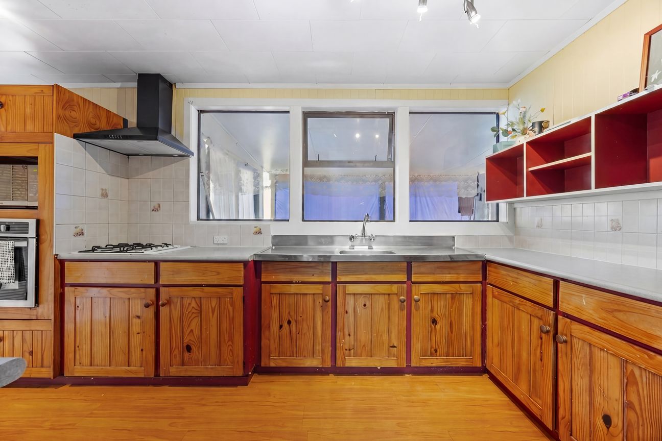 5% RETURN BEATS THE BANK** URGENT SALE - Vista 5