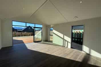 20 Callaghans Creek Rise, Wanaka