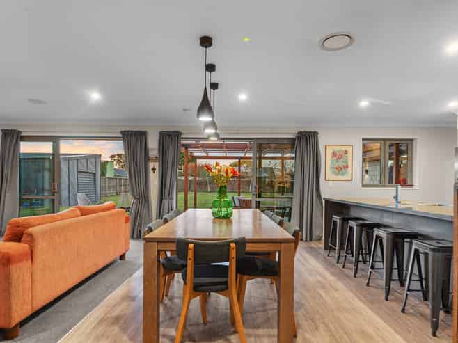 217 Mairehau Road, Burwood