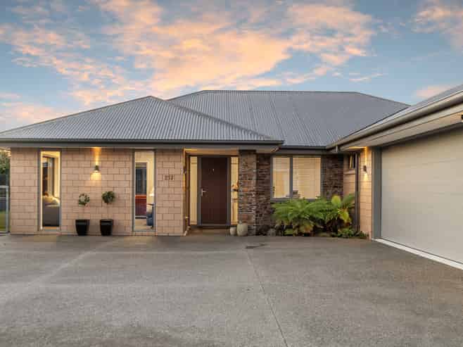 217 Mairehau Road, Burwood