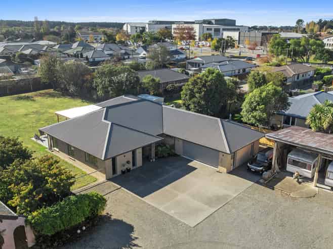 217 Mairehau Road, Burwood