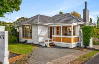 207 Sturges Road, HENDERSON
