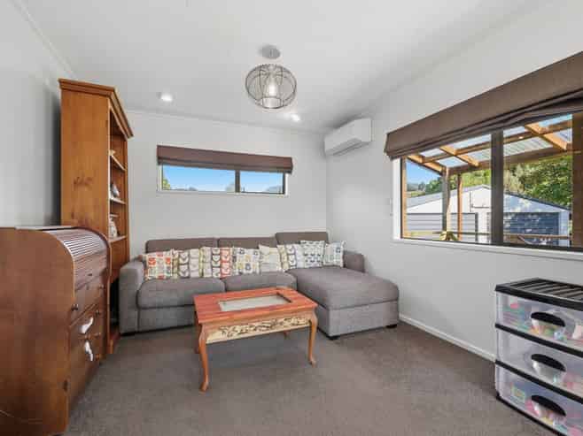 44 Driver Street, Long Beach