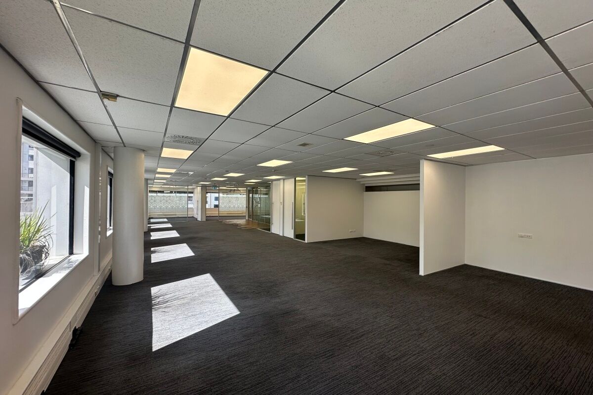 High Quality Full Floor On Broadway - Bilde 2