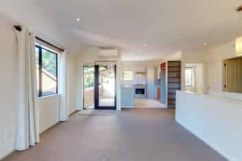 35 Futuna Close, Karori