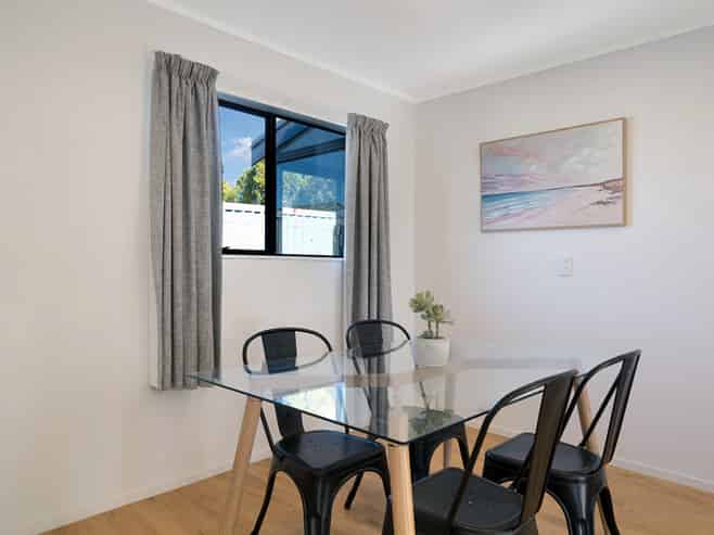 1/134 Mcleod Road, Te Atatu South