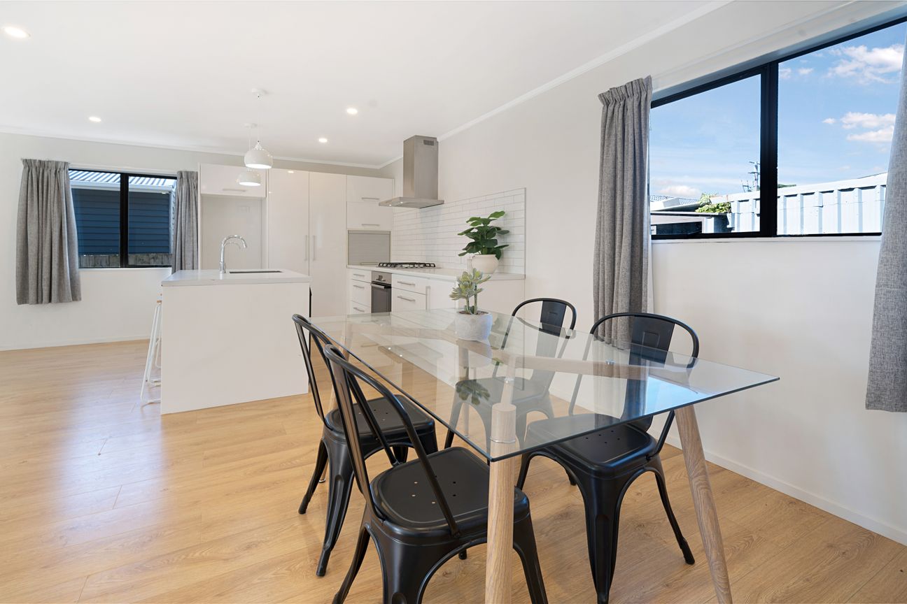 Act Fast- Homes Like This Are Rare! - Aanzicht 5