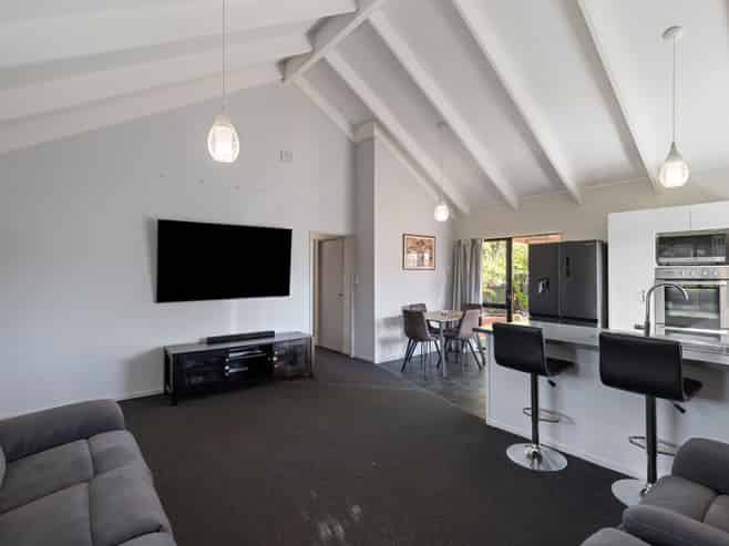 1 Lydia Place, KELVIN GROVE