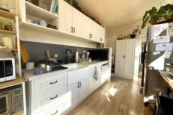 10 Cross st, Raglan