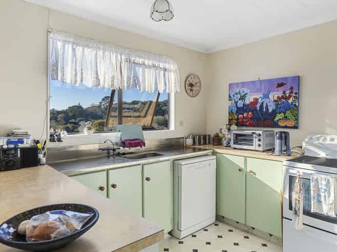 24A Kenmore Street, Westown