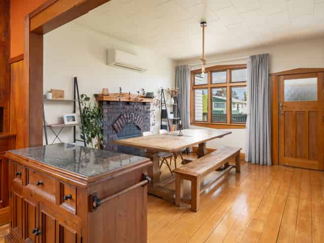 13 Mary Street, Redwoodtown