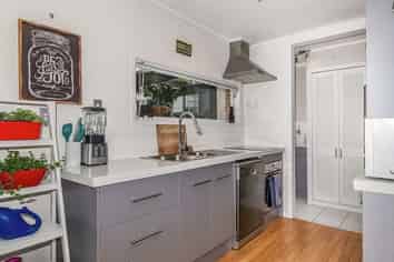 1/16 Turama Road , Royal Oak