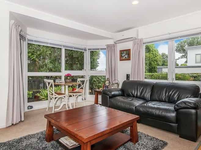 1/16 Turama Road , Royal Oak