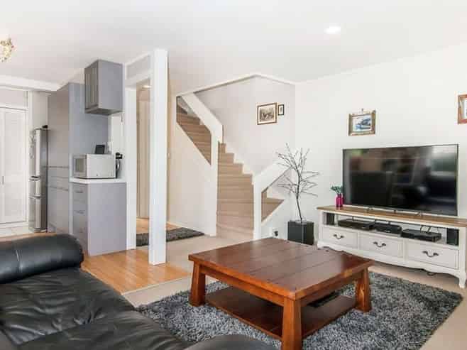 1/16 Turama Road , Royal Oak