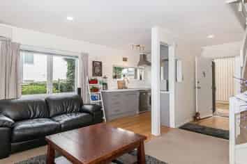 1/16 Turama Road , Royal Oak