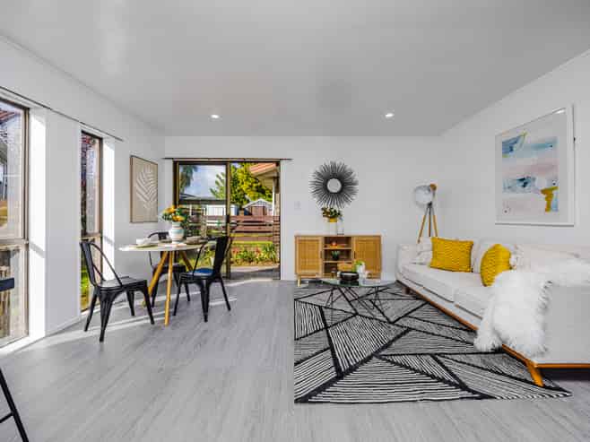 2/29 Trentham Road, Papakura