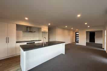 8  Hurrah Way, Lincoln