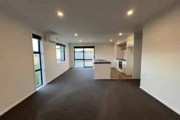 8  Hurrah Way, Lincoln