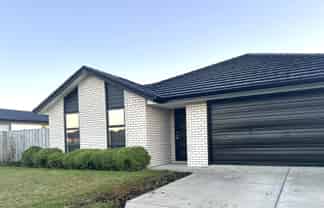 8  Hurrah Way, Lincoln