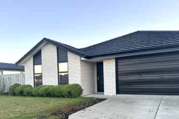 8  Hurrah Way, Lincoln