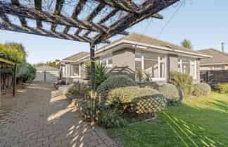 404 Bower Avenue, Parklands