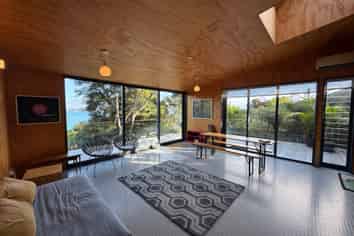 5 Upland Road, Omiha