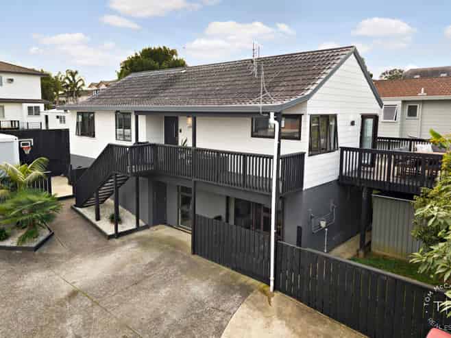 1/150 Bradbury Road, Botany Downs