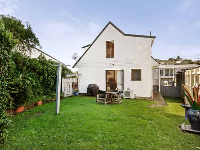 3/29 Main Road, Tawa