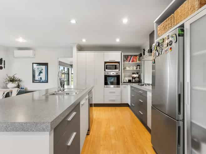 1 Bellshill Close, Wattle Downs