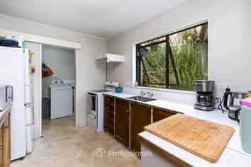 8 Sunbrae Drive, Silverstream