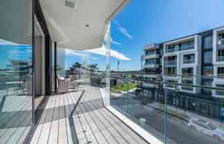 205/223B Green Lane West, Epsom