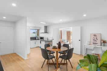 2 Cardigan Bay Place, ADDINGTON