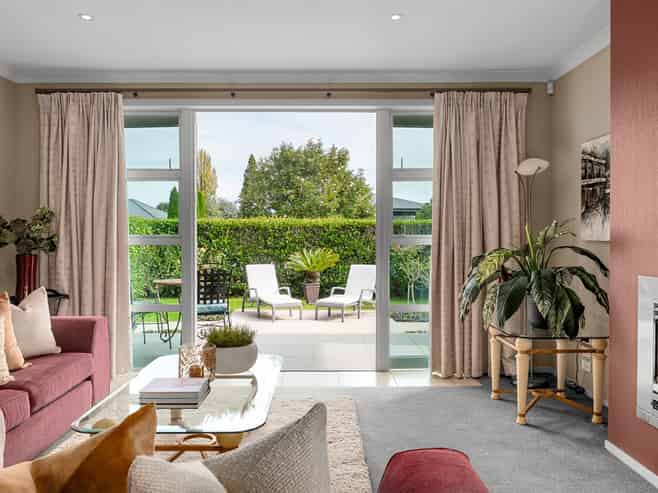 17 Pollock Drive, Chartwell