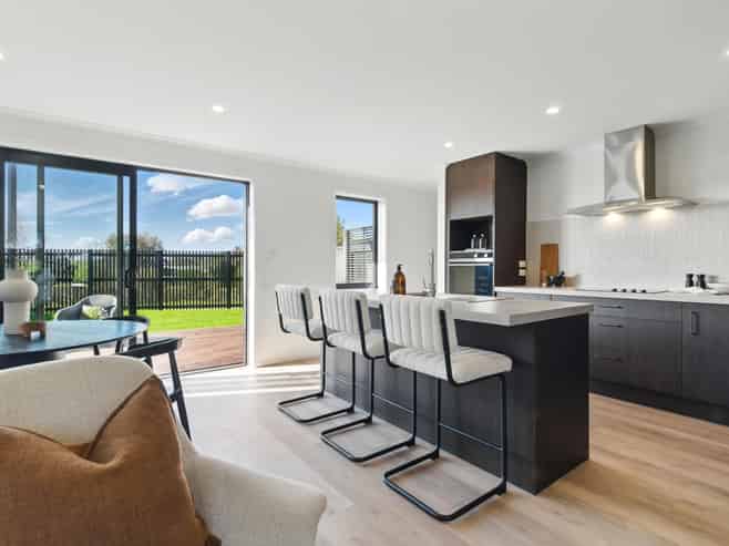 14 Keri Rua Road, Cambridge