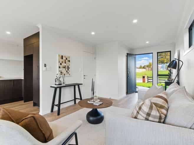 14 Keri Rua Road, Cambridge