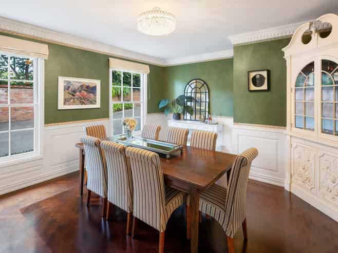 19 Kelly Place, Chartwell