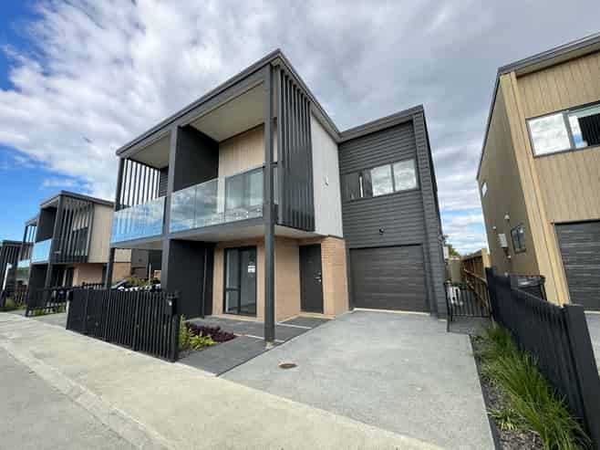 26 Monstedt Terrace, Mairangi Bay