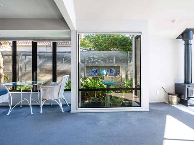 7 Lancewood Way, The Wood