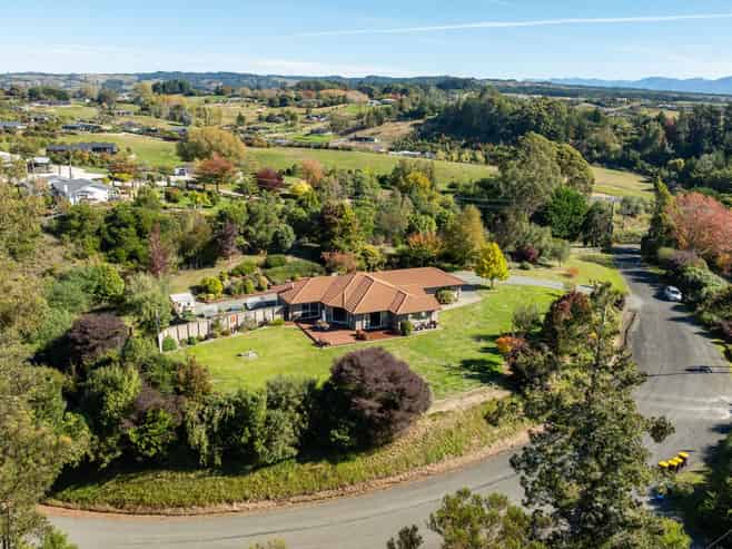 17 Pukeko Lane, Redwood Valley