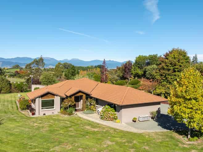17 Pukeko Lane, Redwood Valley