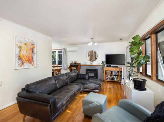 19 Wallace Street, Featherston