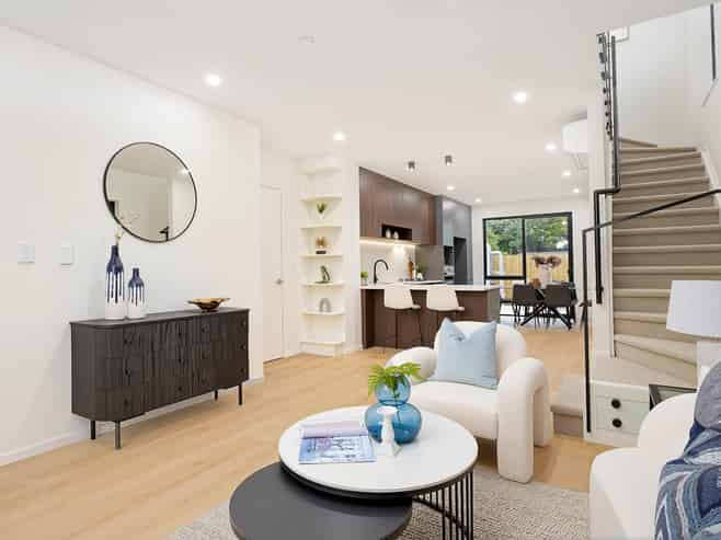 8 Mawney Road, Henderson