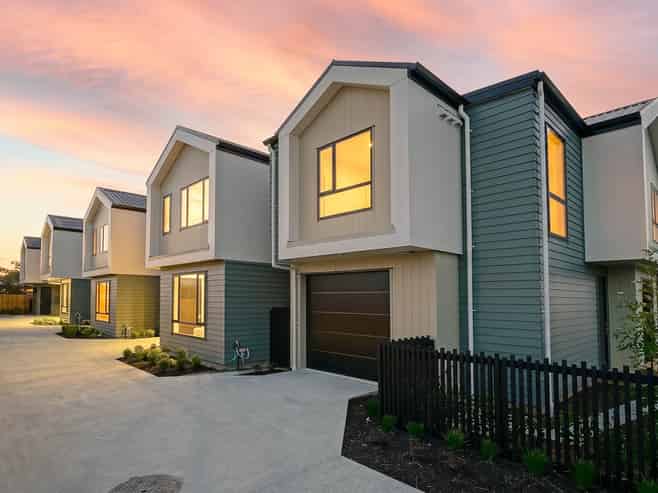 8 Mawney Road, Henderson